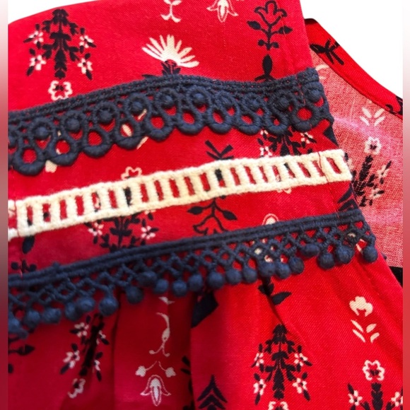 Westport Red, White, and Navy Sleeveless Blouse Size 2X - Picture 3 of 9